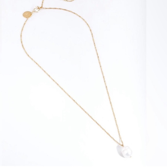 Real Gold Plated Single Freshwater Pearl Necklace - Picture 6 of 6